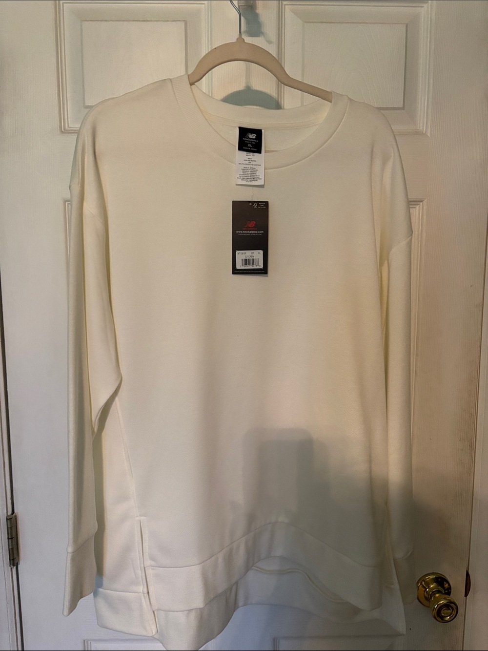 New Balance Men's Cream Off-White Crewneck Sweatshirt